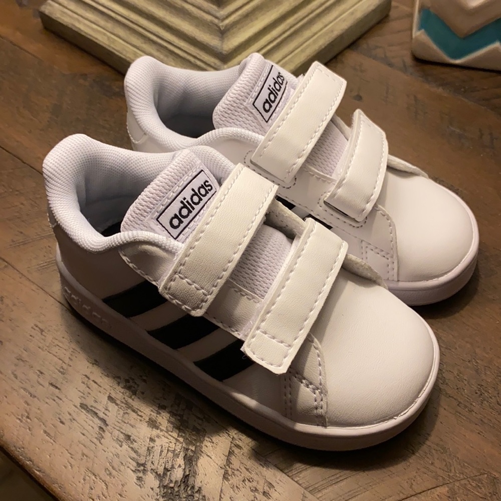 New in Box - Toddler Adidas Velcro shoes